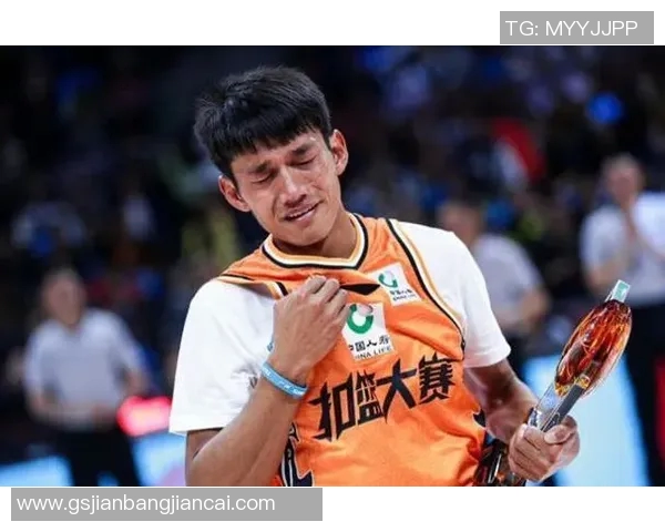 云南草根足球球星崛起 他们的梦想与坚持照亮了赛场 云南草根足球球星崛起 他们的梦想与坚持照亮了赛场