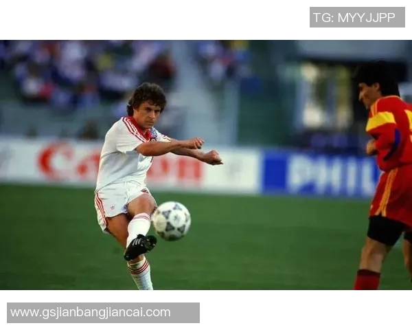 十年前足球巨星盘点 看看那些曾风靡一时的球场传奇 十年前足球巨星盘点 看看那些曾风靡一时的球场传奇